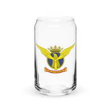 Cargar imagen en el visor de la galería, Vaso con emblema vintage Aviación Civil Española