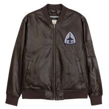 Cargar imagen en el visor de la galería, Cazadora bomber bordada con emblema alumno CASA-Northrop F-5B/M "Freedom Fighter"