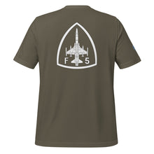 Cargar imagen en el visor de la galería, Camiseta con emblema del Ejército del Aire, modelo CASA-Northrop F-5B/M "Freedom Fighter"