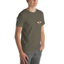 Cargar imagen en el visor de la galería, Camiseta con emblema vintage Ejército del Aire, modelo Hispano Aviación HA-200D "Saeta"