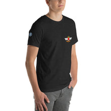 Cargar imagen en el visor de la galería, Camiseta con emblema vintage Ejército del Aire, modelo Hispano Aviación HA-200D "Saeta"