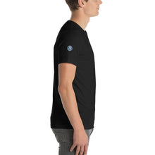 Cargar imagen en el visor de la galería, Camiseta con emblema vintage Ejército del Aire, modelo Hispano Aviación HA-200D "Saeta"