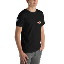 Cargar imagen en el visor de la galería, Camiseta con emblema vintage Ejército del Aire, modelo Hispano Aviación HA-200D "Saeta"