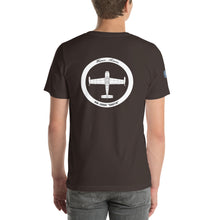 Cargar imagen en el visor de la galería, Camiseta con emblema vintage Ejército del Aire, modelo Hispano Aviación HA-200D "Saeta"