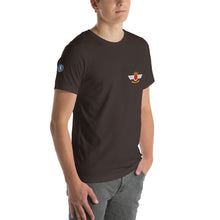 Cargar imagen en el visor de la galería, Camiseta con emblema vintage Ejército del Aire, modelo Hispano Aviación HA-200D "Saeta"