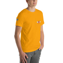 Cargar imagen en el visor de la galería, Camiseta con emblema vintage Ejército del Aire, modelo Hispano Aviación HA-200D "Saeta"