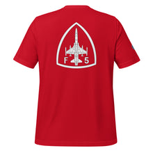Cargar imagen en el visor de la galería, Camiseta con emblema del Ejército del Aire, modelo CASA-Northrop F-5B/M "Freedom Fighter"