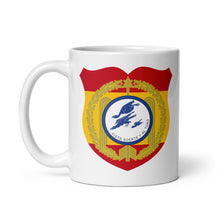 Cargar imagen en el visor de la galería, Taza con emblema "IV Escuadrilla Azul", modelo Focke-Wulf Fw 190 A-3
